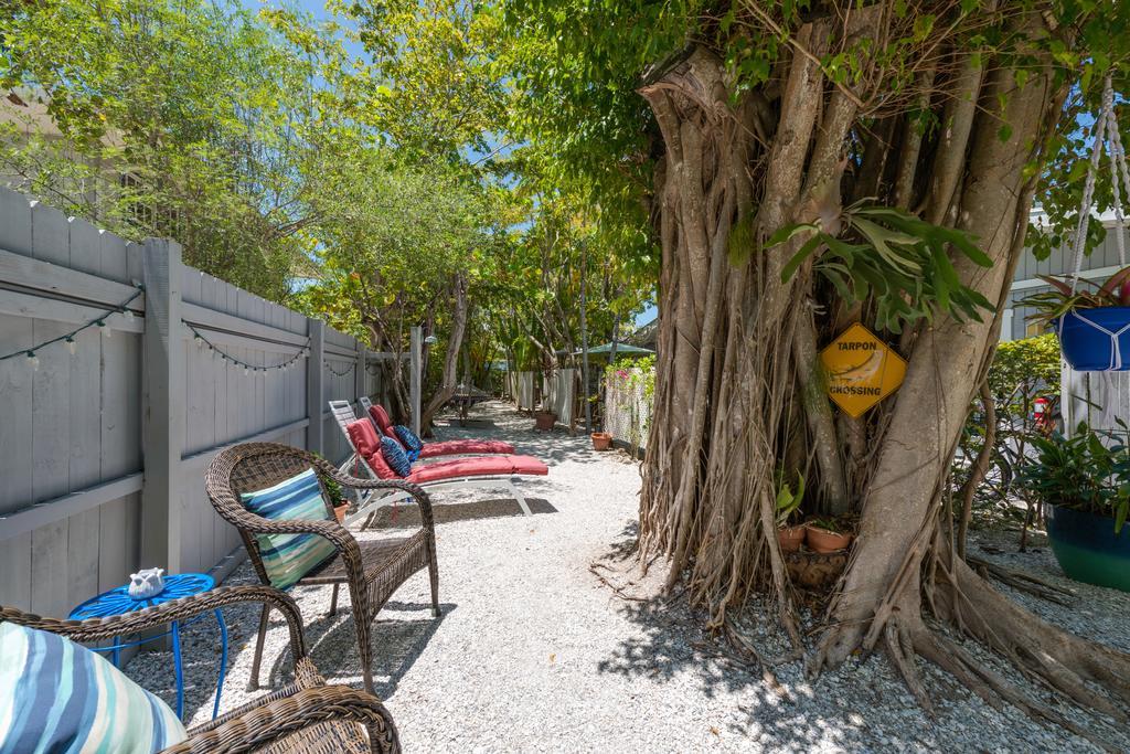 Tarpon Tale Inn Sanibel Exterior foto