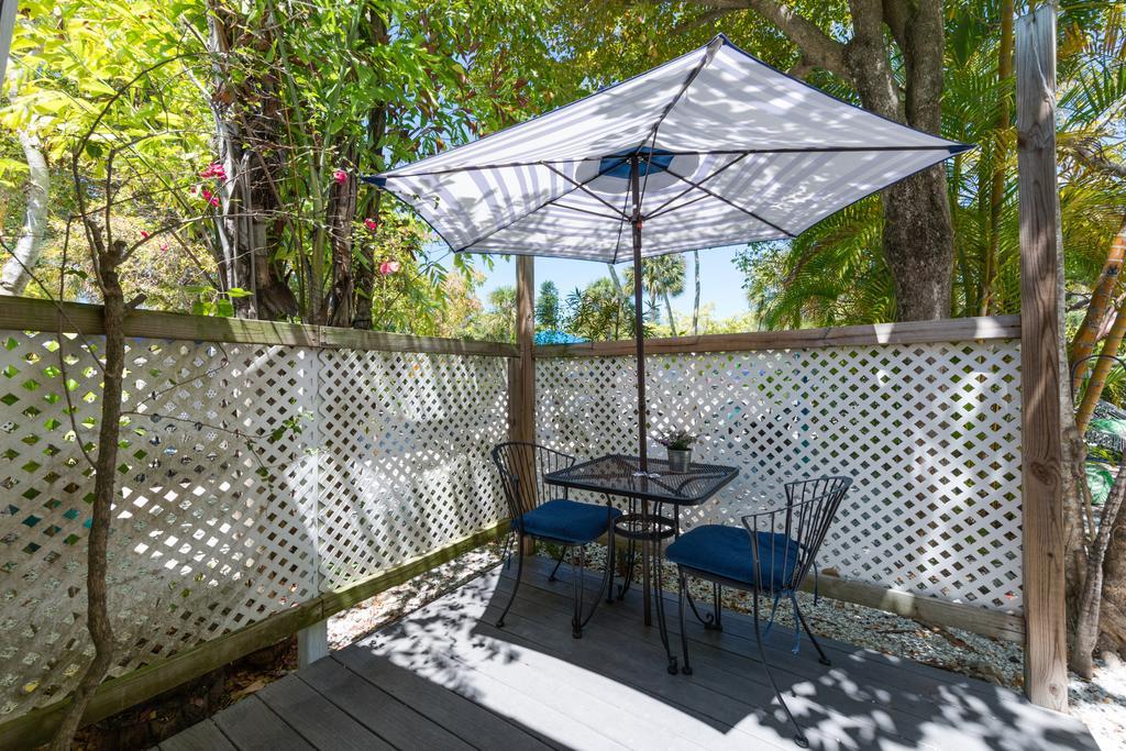 Tarpon Tale Inn Sanibel Exterior foto