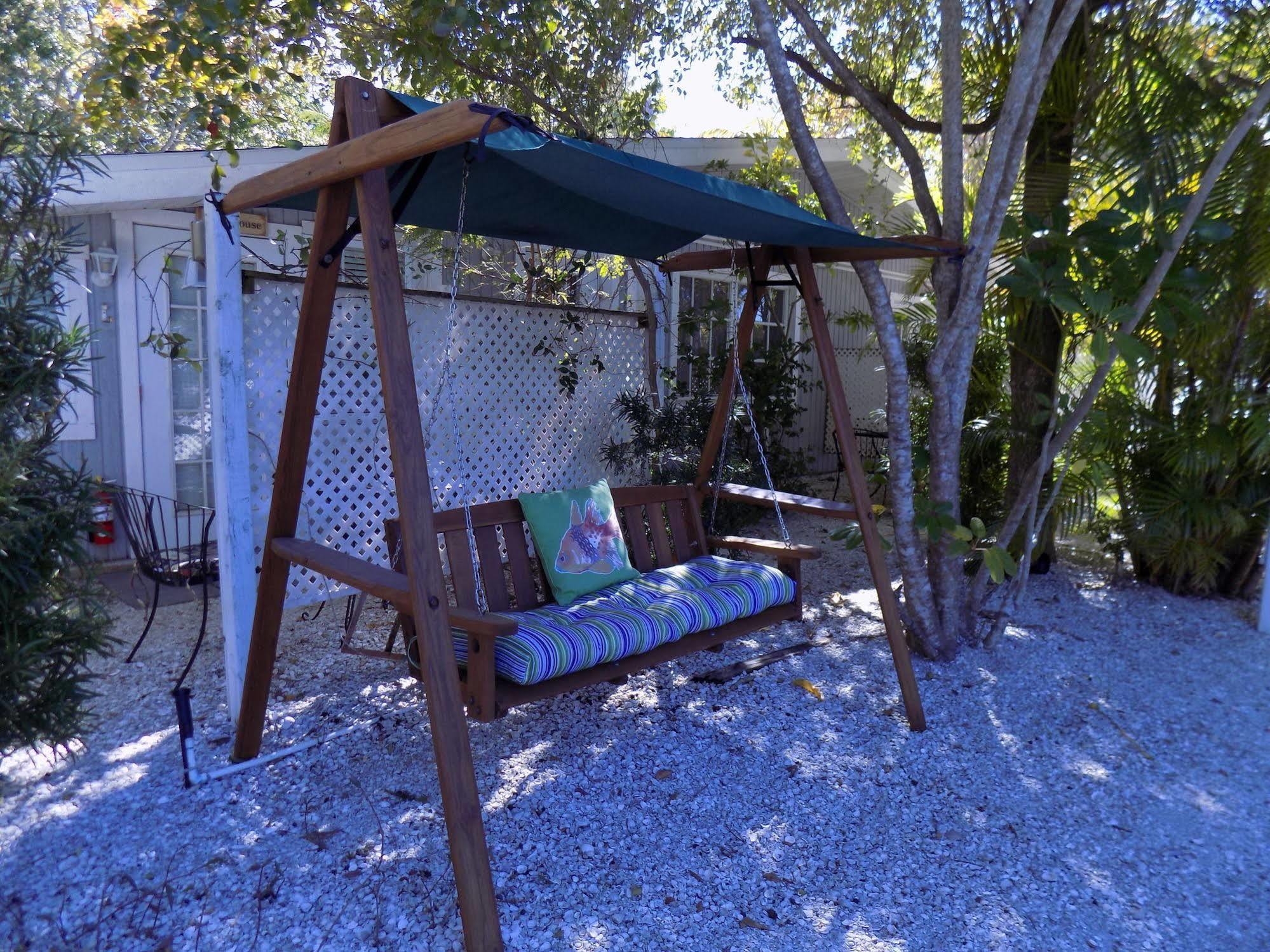 Tarpon Tale Inn Sanibel Exterior foto